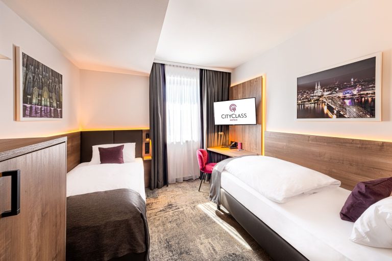 I020-cityclass-hotel-am-dom-cologne-twin-room