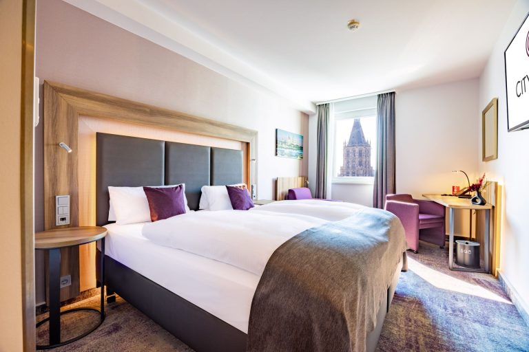 F070-cityclass-hotel-am-dom-cologne-double-room