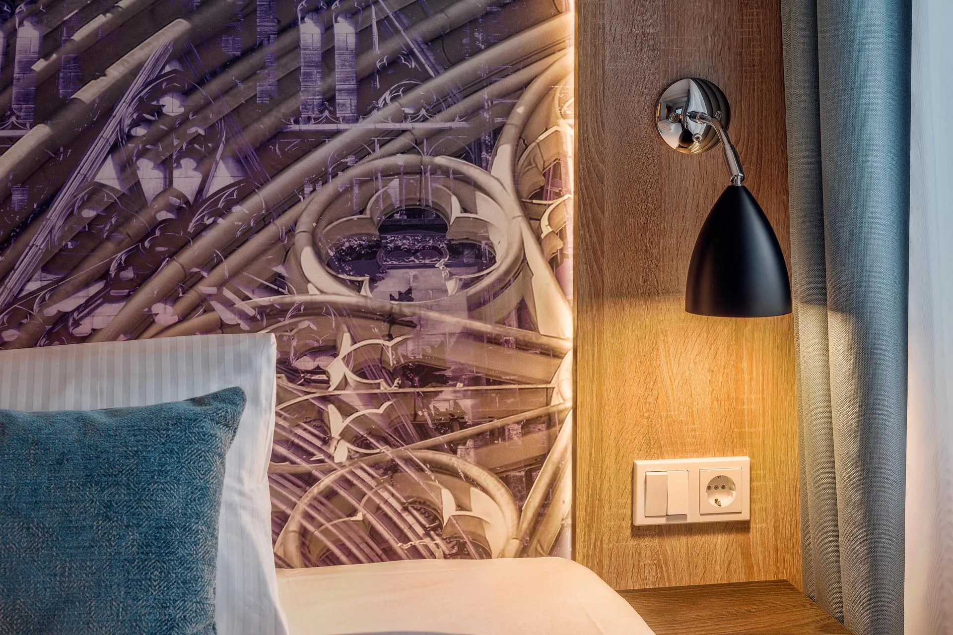 3-cityclass-hotel-alter-markt-cologne-room-details