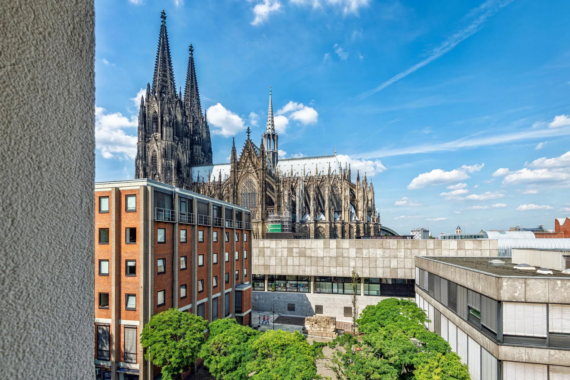 3-cityclass-hotel-am-dom-cologne-room-view