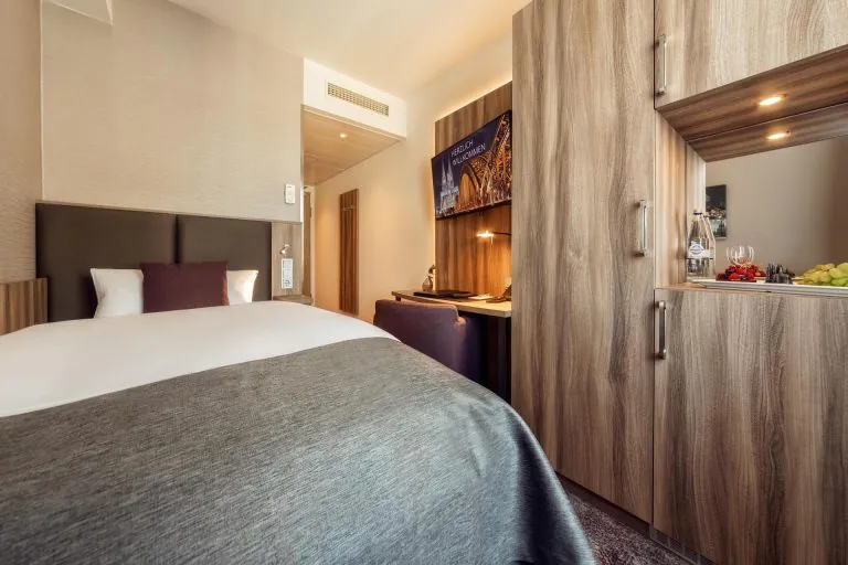 4-cityclass-hotel-am-dom-cologne-single-room