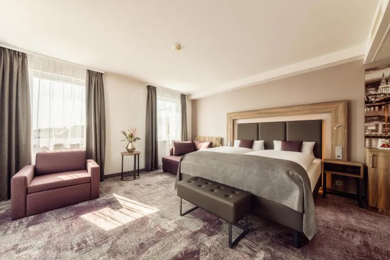 5-cityclass-hotel-am-dom-cologne-junior-suite