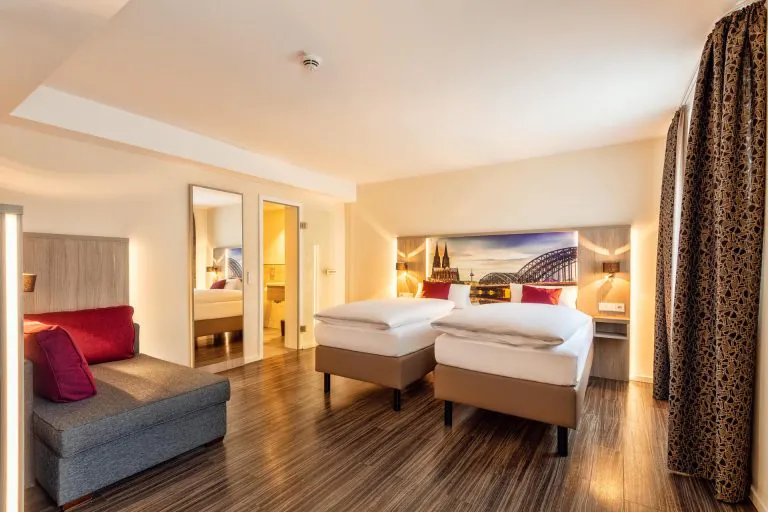 5-cityclass-hotel-am-heumarkt-cologne-twin-room