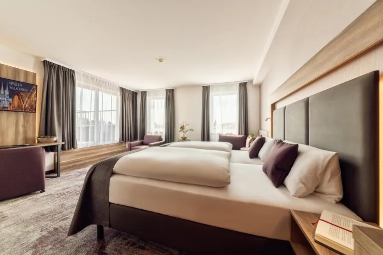 6-cityclass-hotel-am-dom-cologne-junior-suite