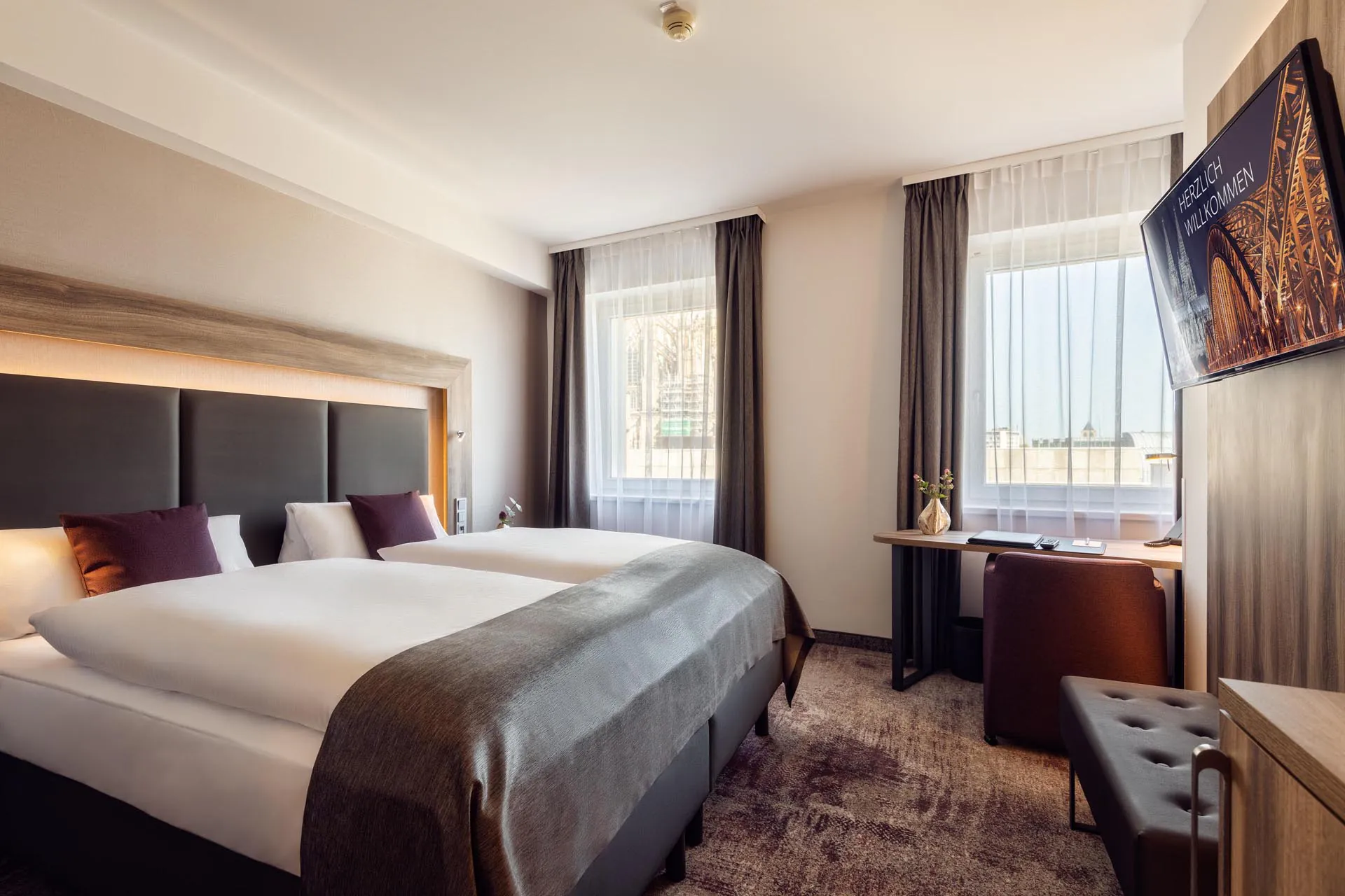 7-cityclass-hotel-am-dom-cologne-double-room