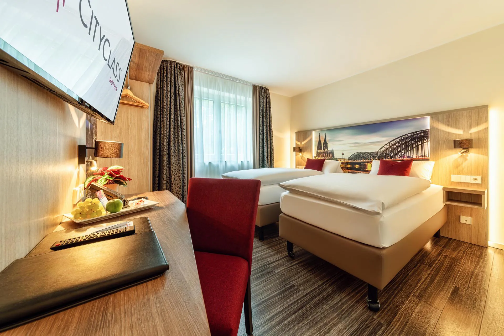 1-cityclass-hotel-am-heumarkt-cologne-twin-room