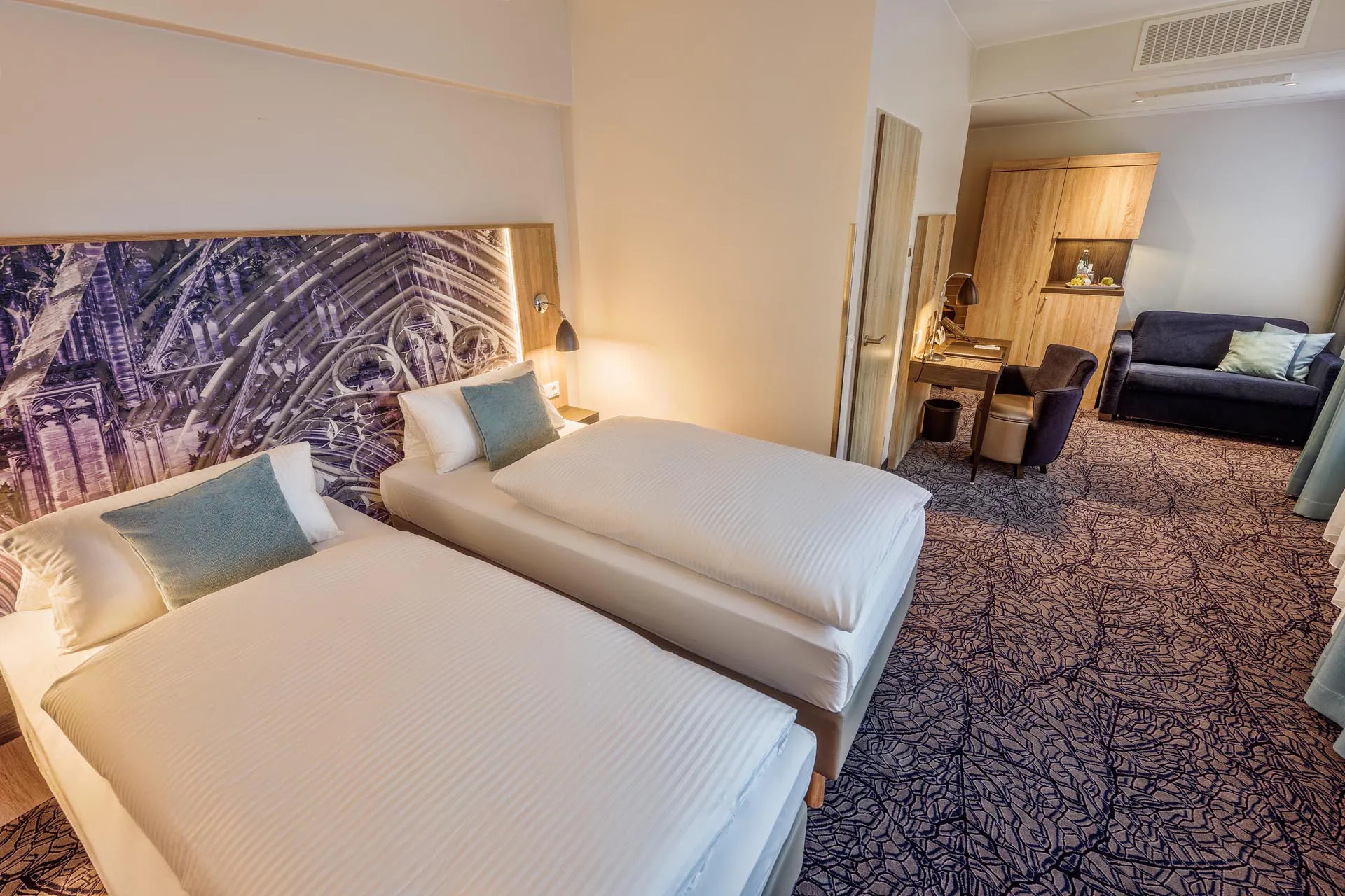 3-cityclass-hotel-alter-markt-cologne-twin-room