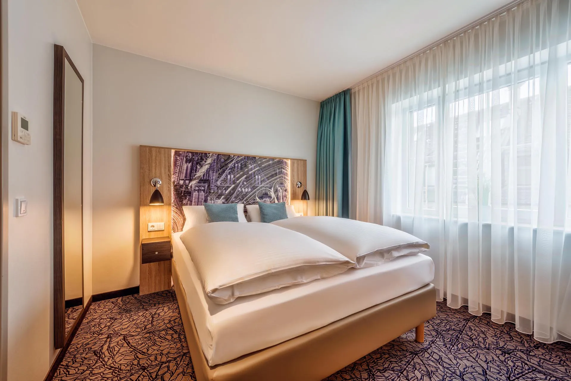 8-cityclass-hotel-alter-markt-cologne-double-room